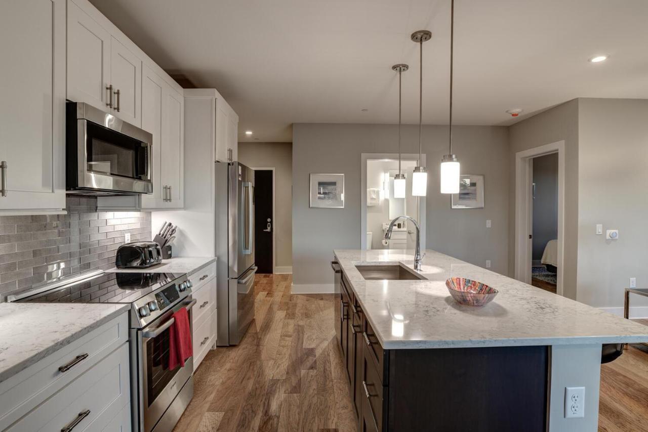 145 Biltmore Ave 541e0a *