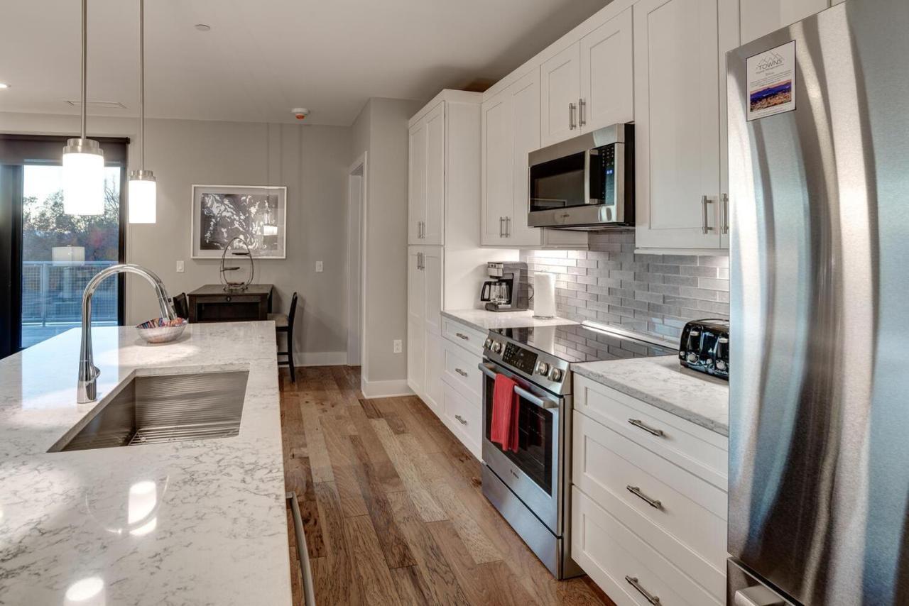 145 Biltmore Ave 541e0a Holiday home *