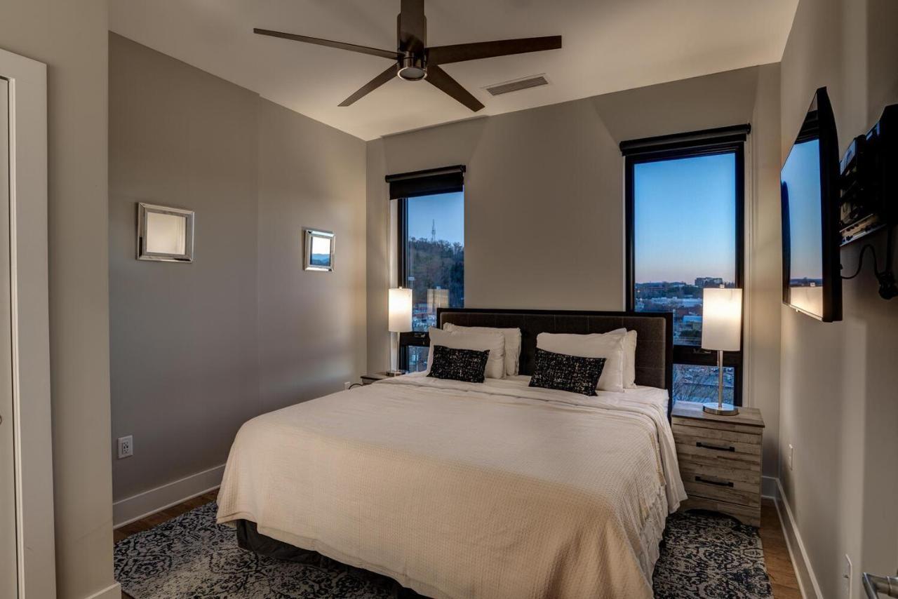 145 Biltmore Ave 541e0a Holiday home